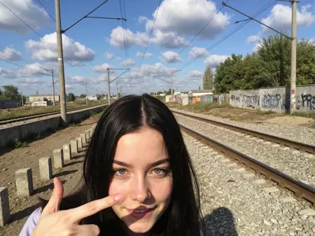kCzyu3vuYv8XCXes